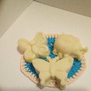 Homemade lye soap (3 bars)